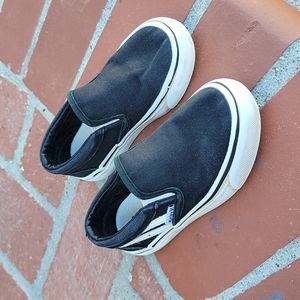 Boys slip ons
